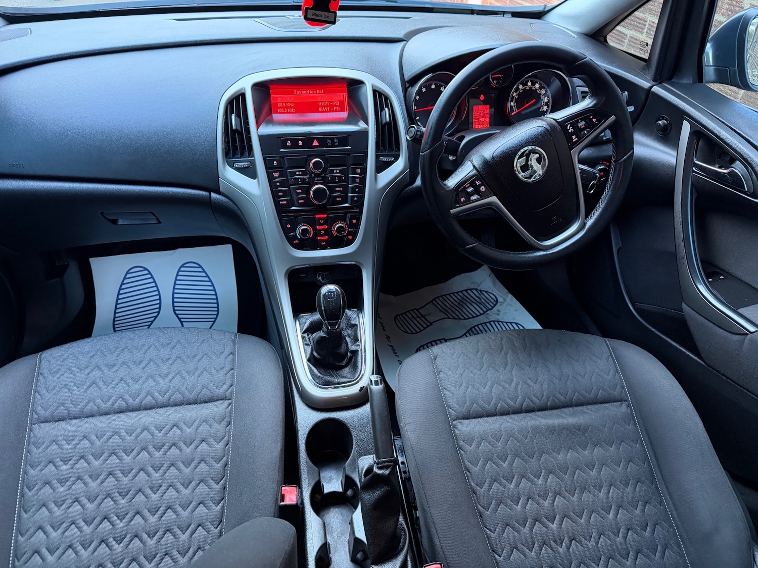 Used Vauxhall Astra 2013 for sale - 77890283: Photo 6