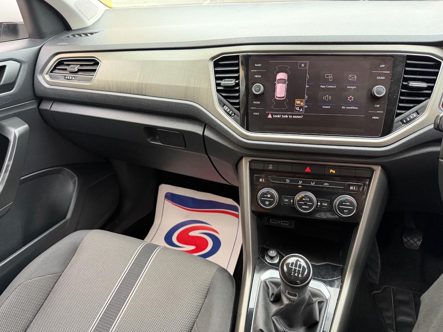 Used Volkswagen T-Roc 2020 for sale - 77782019: Photo 20