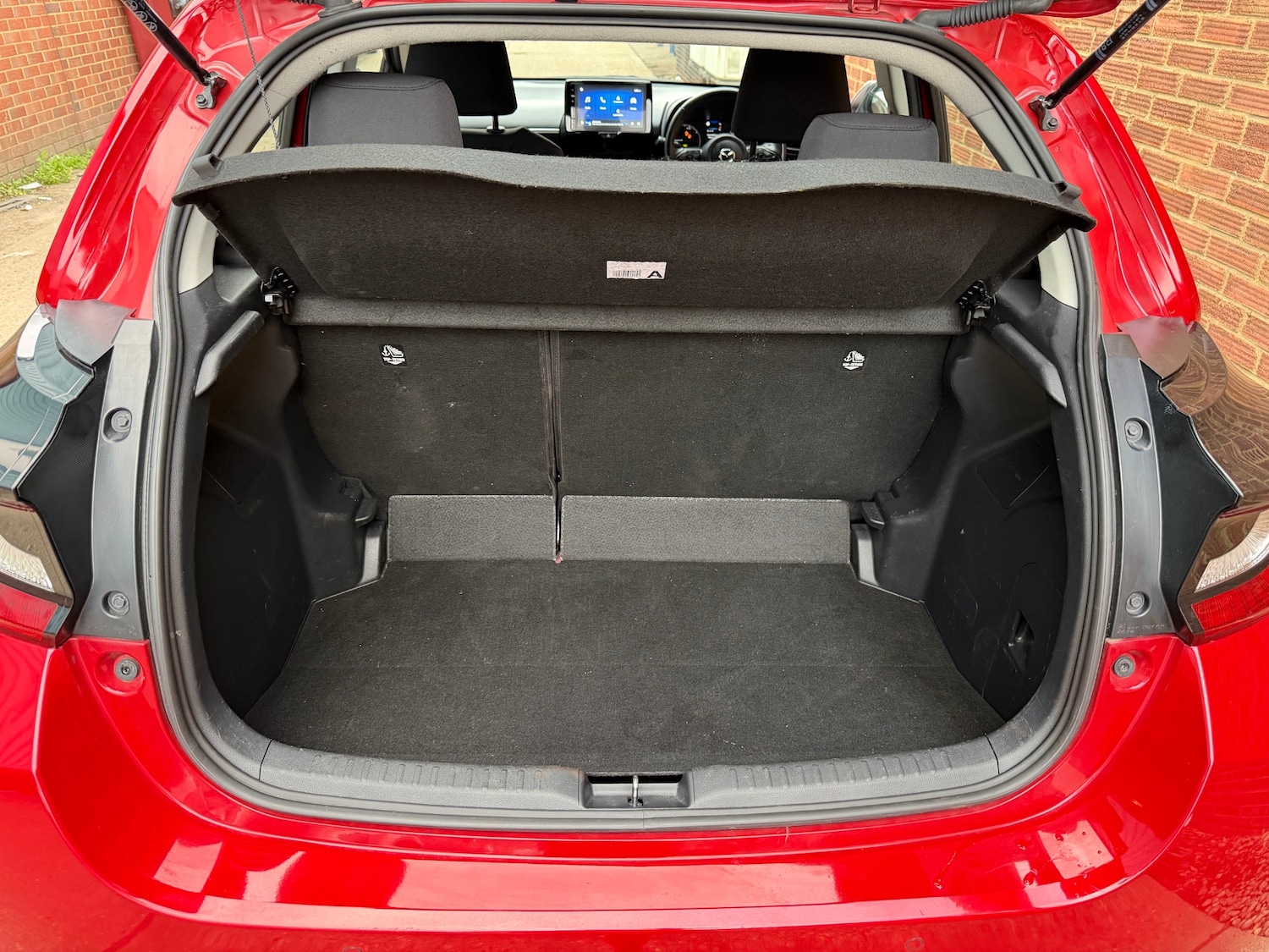 Used Mazda Mazda2 HYBRID 2024 for sale - 78081313: Photo 7