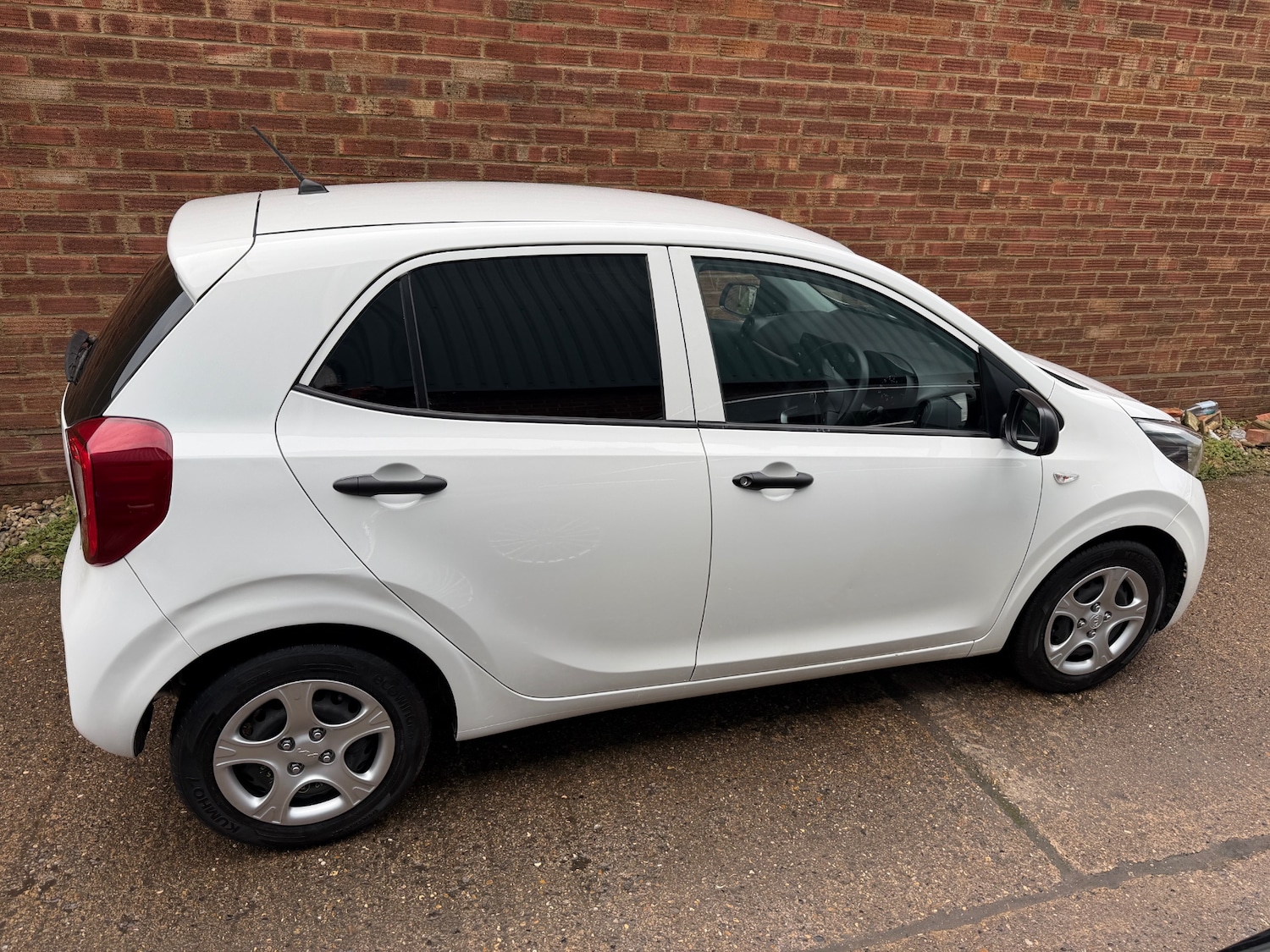 Used Kia Picanto 2019 for sale - 77782124: Photo 3