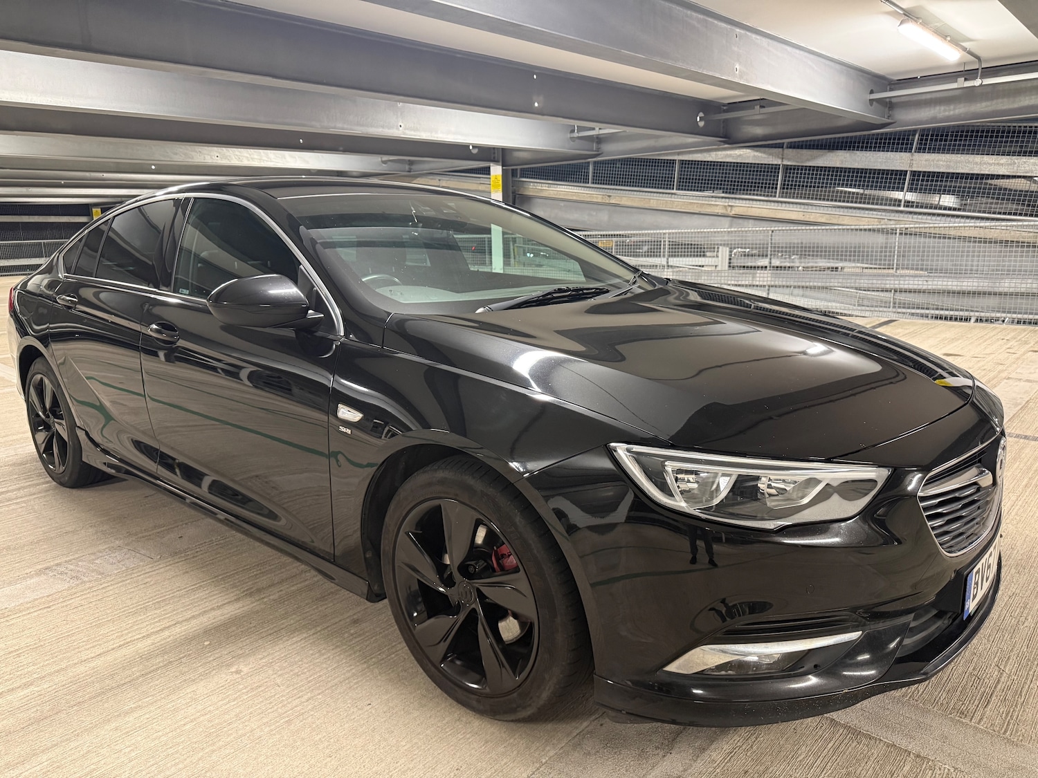 Used Vauxhall Insignia 2017 for sale - 77685886: Photo 2