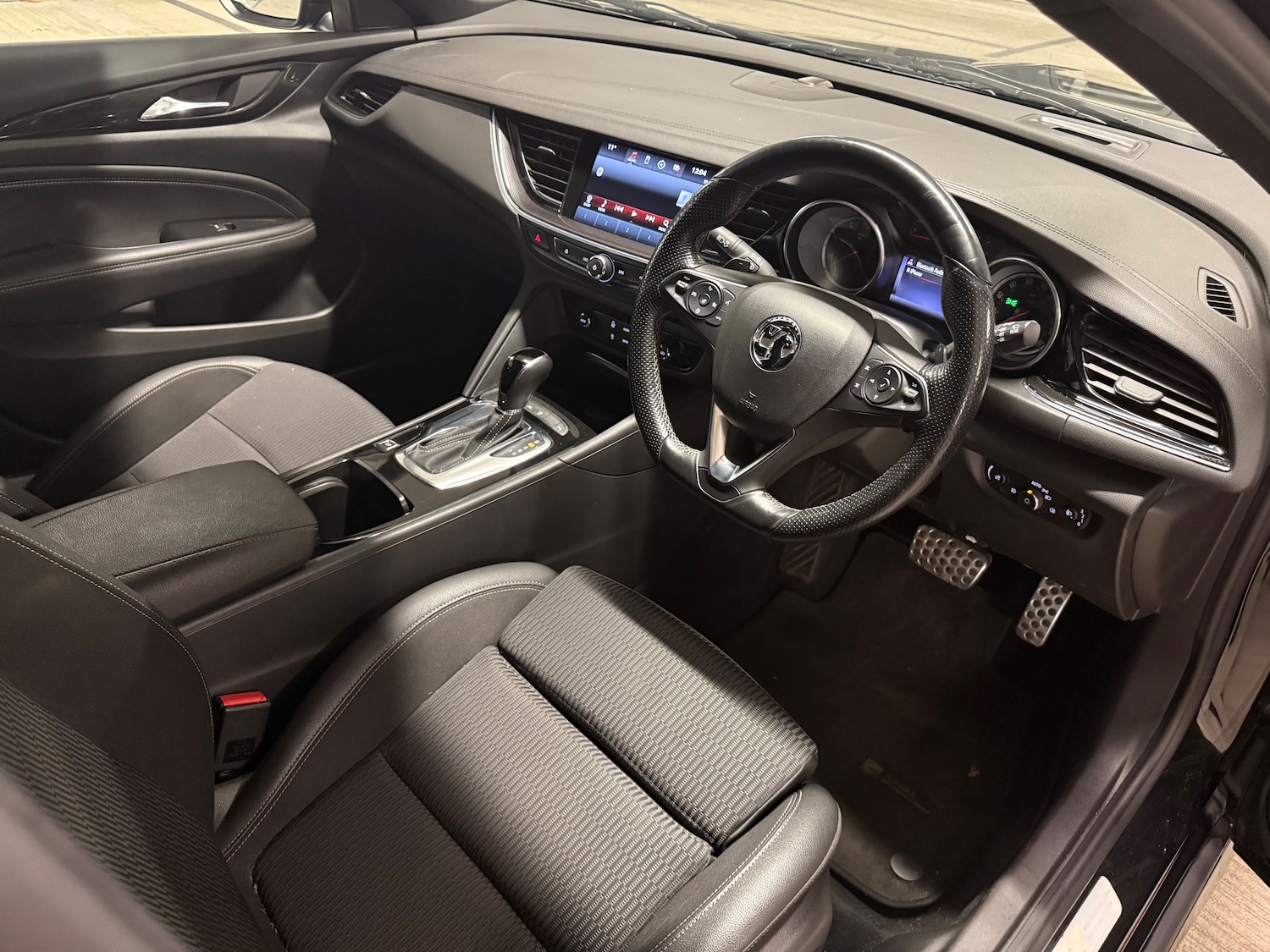 Used Vauxhall Insignia 2017 for sale - 77685886: Photo 26