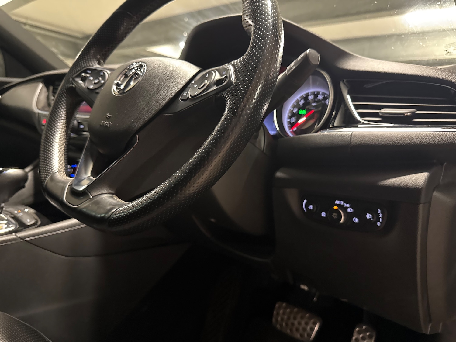 Used Vauxhall Insignia 2017 for sale - 77685886: Photo 32