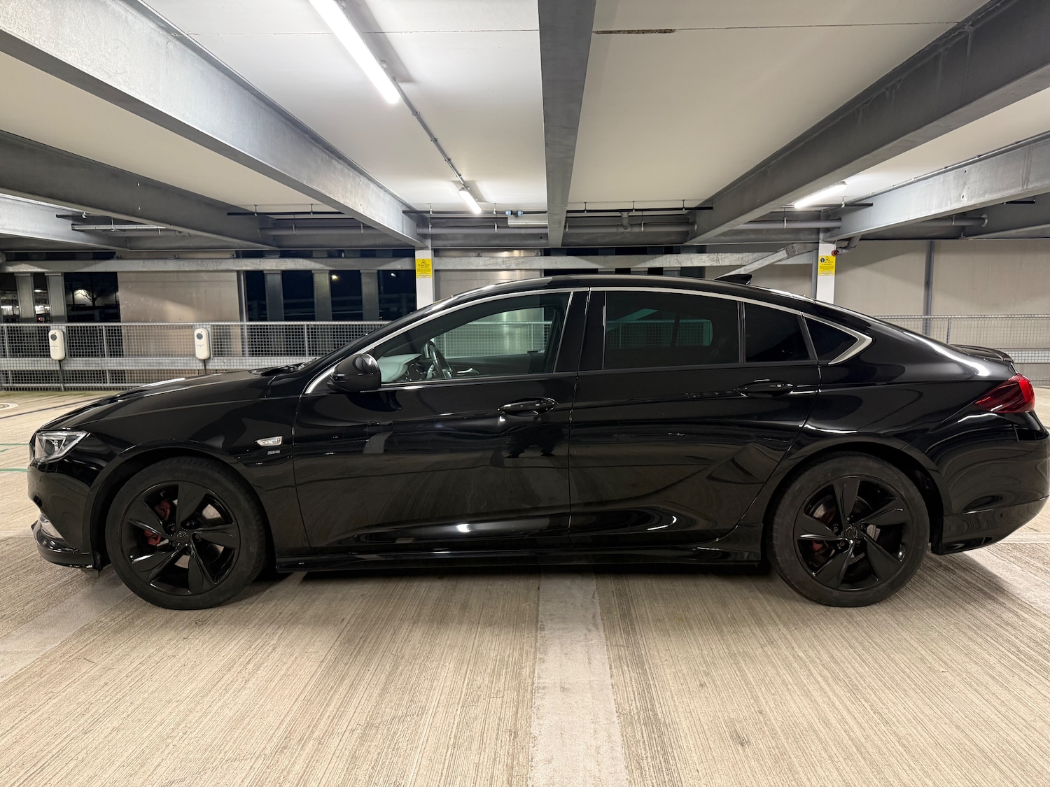 Used Vauxhall Insignia 2017 for sale - 77685886: Photo 6