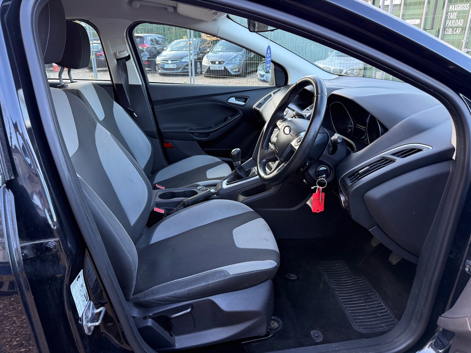 Used Ford Focus 2012 for sale - 78059927: Photo 11