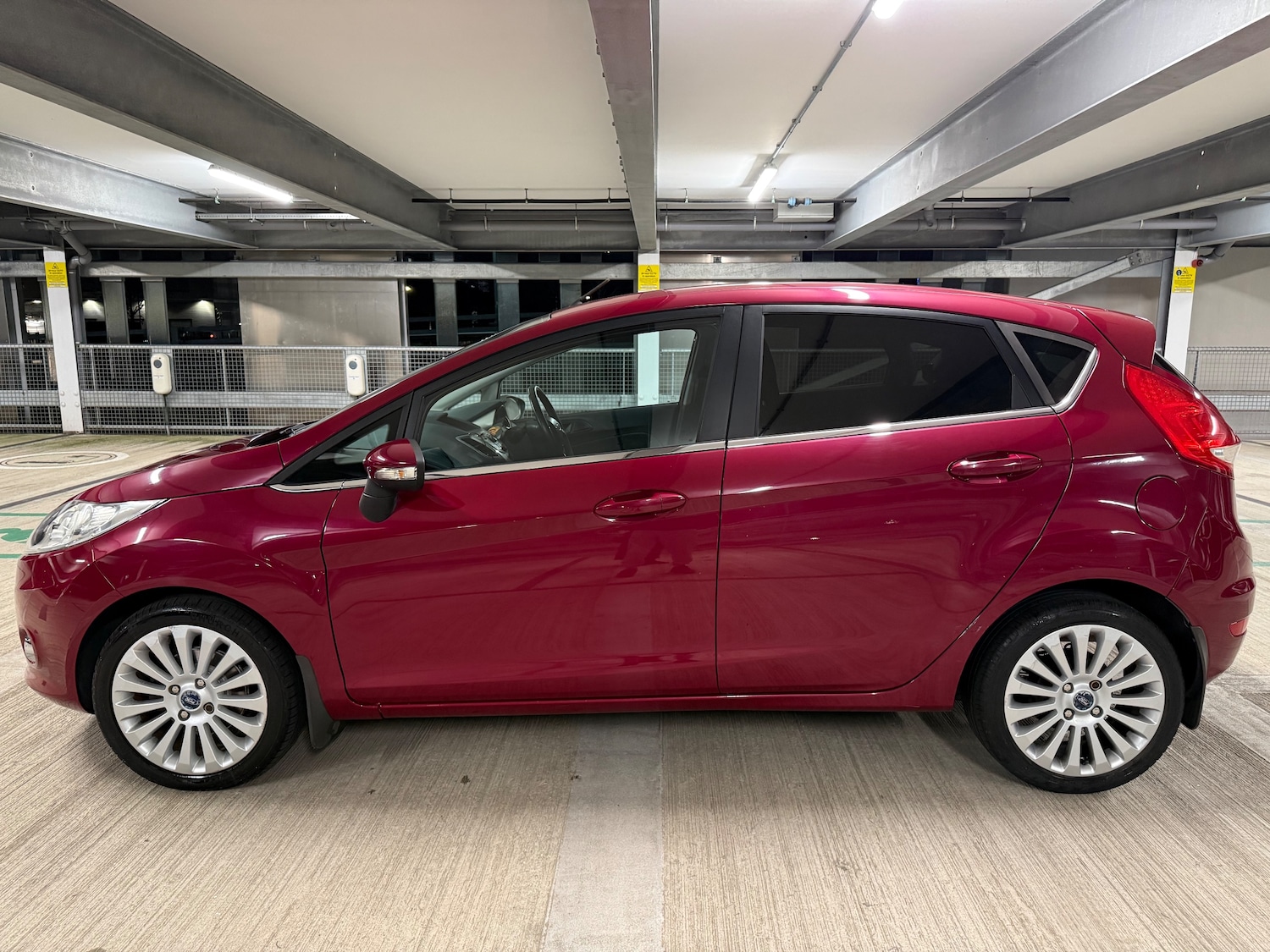 Used Ford Fiesta 2009 for sale - 77673997: Photo 6