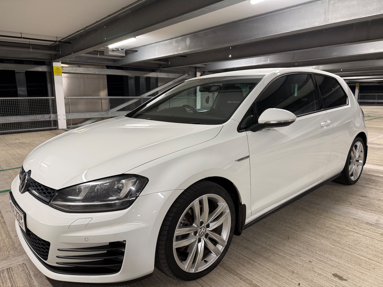 Used Volkswagen Golf 2015 for sale - 77218192: Photo 35