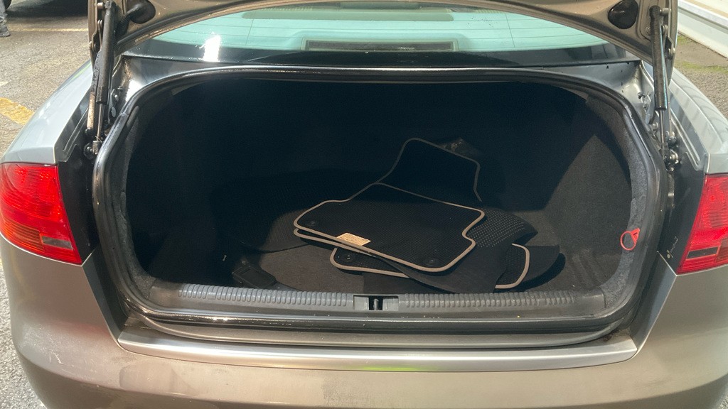 Used Audi A4 2007 for sale - 77218191: Photo 4