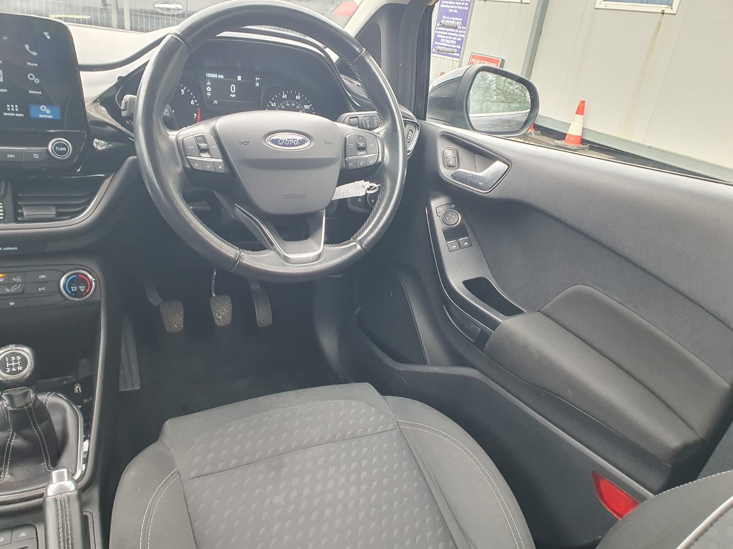 Used Ford Fiesta 2018 for sale - 78059930: Photo 27