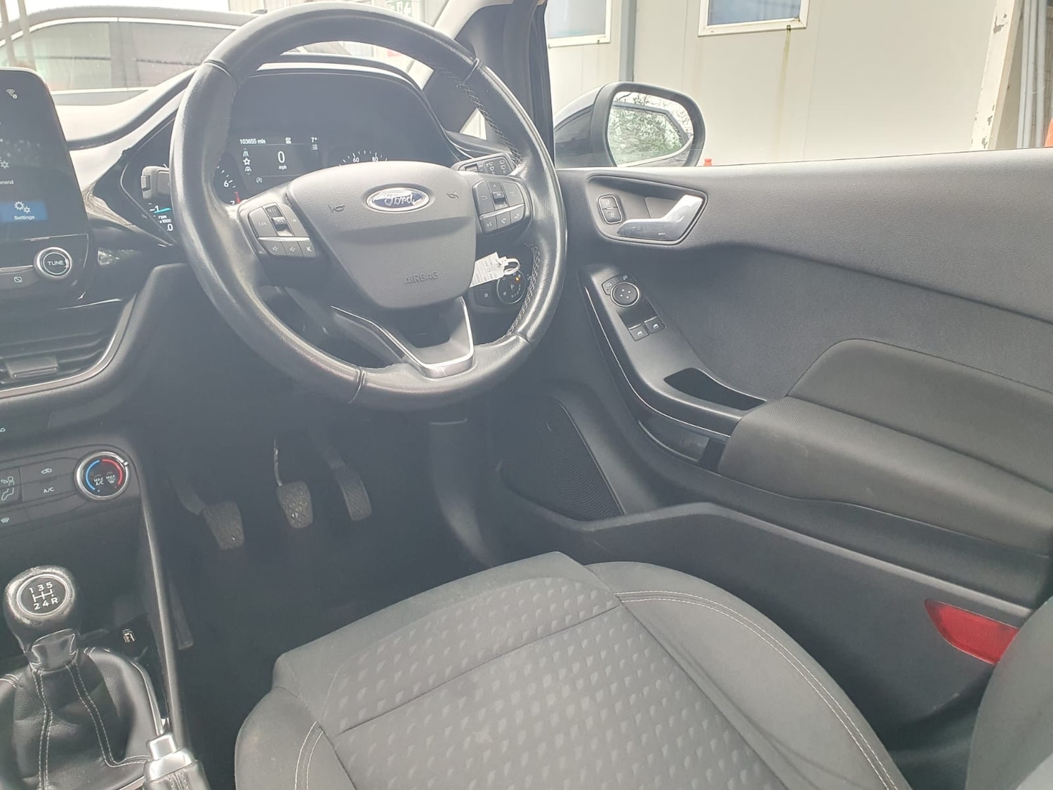 Used Ford Fiesta 2018 for sale - 78059930: Photo 35