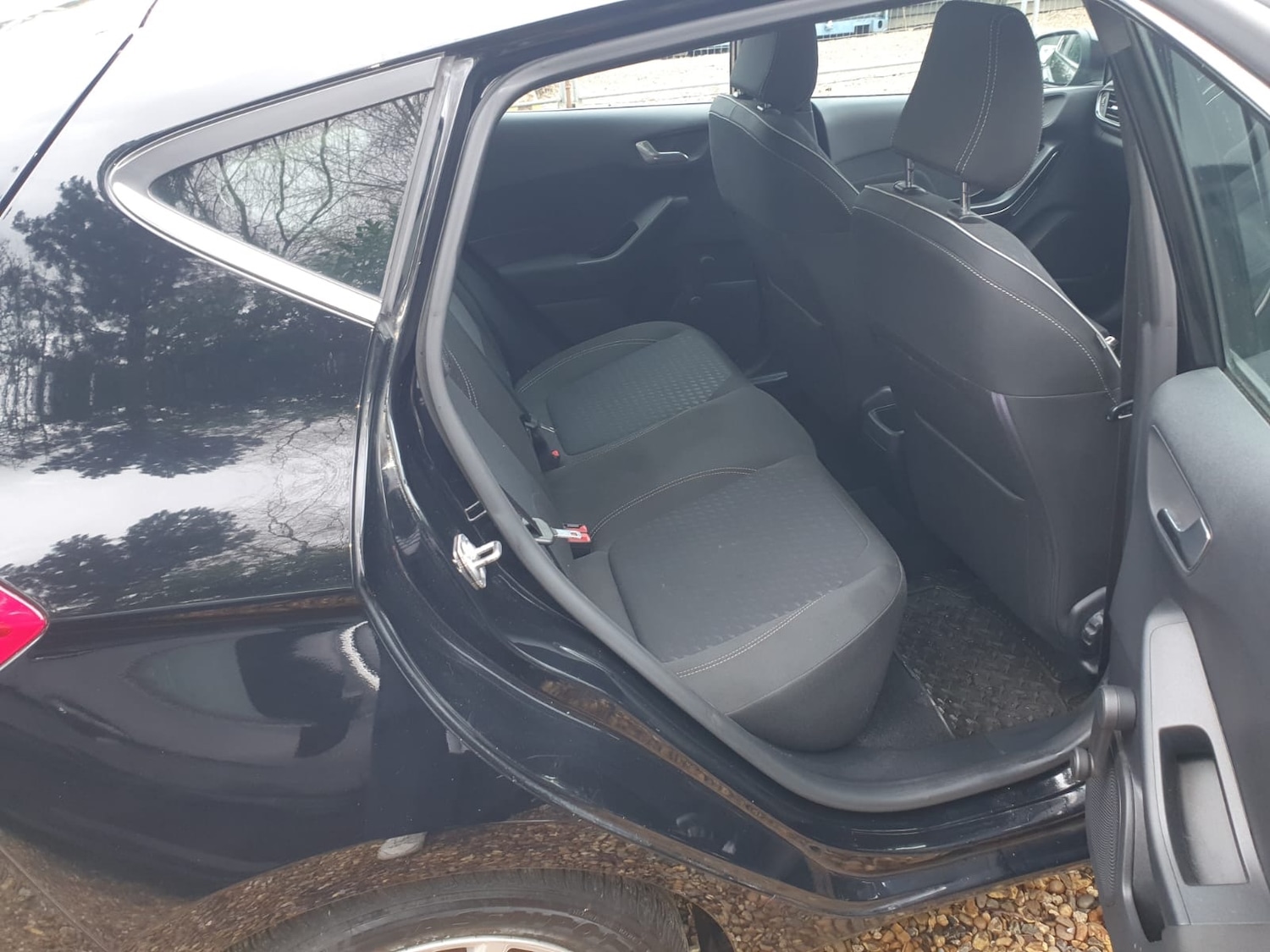 Used Ford Fiesta 2018 for sale - 77232335: Photo 15