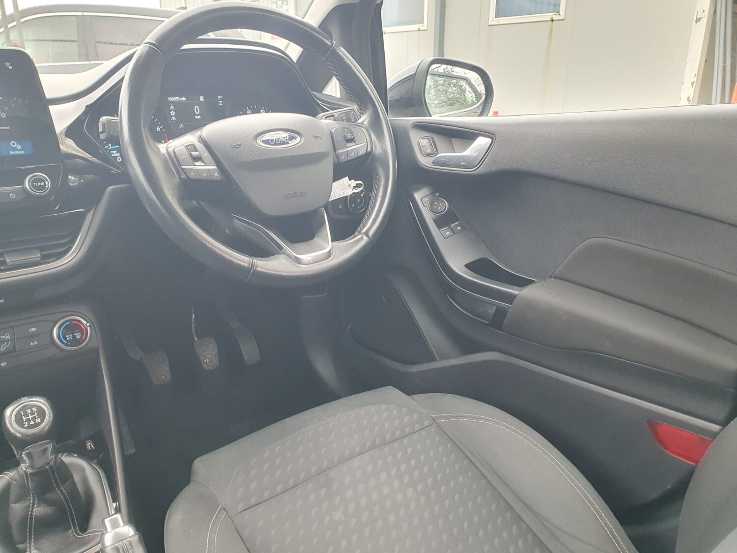 Used Ford Fiesta 2018 for sale - 77232335: Photo 35