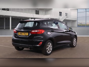 Used Ford Fiesta 2018 for sale - 77232335: Photo