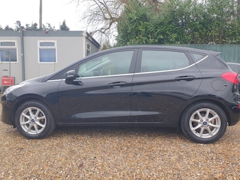 Used Ford Fiesta 2018 for sale - 78502309: Photo