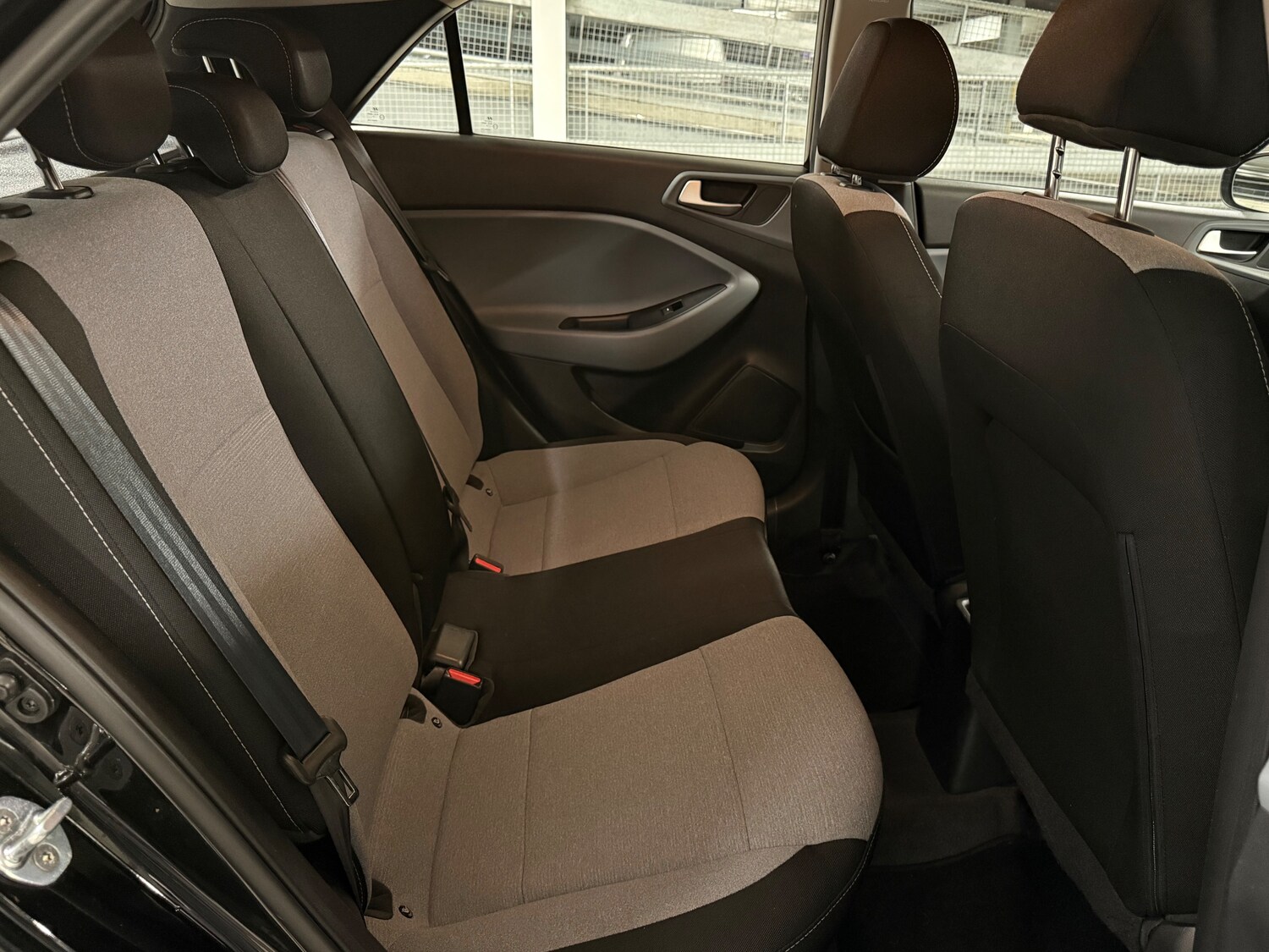 Used Hyundai i20 2016 for sale - 78187360: Photo 30