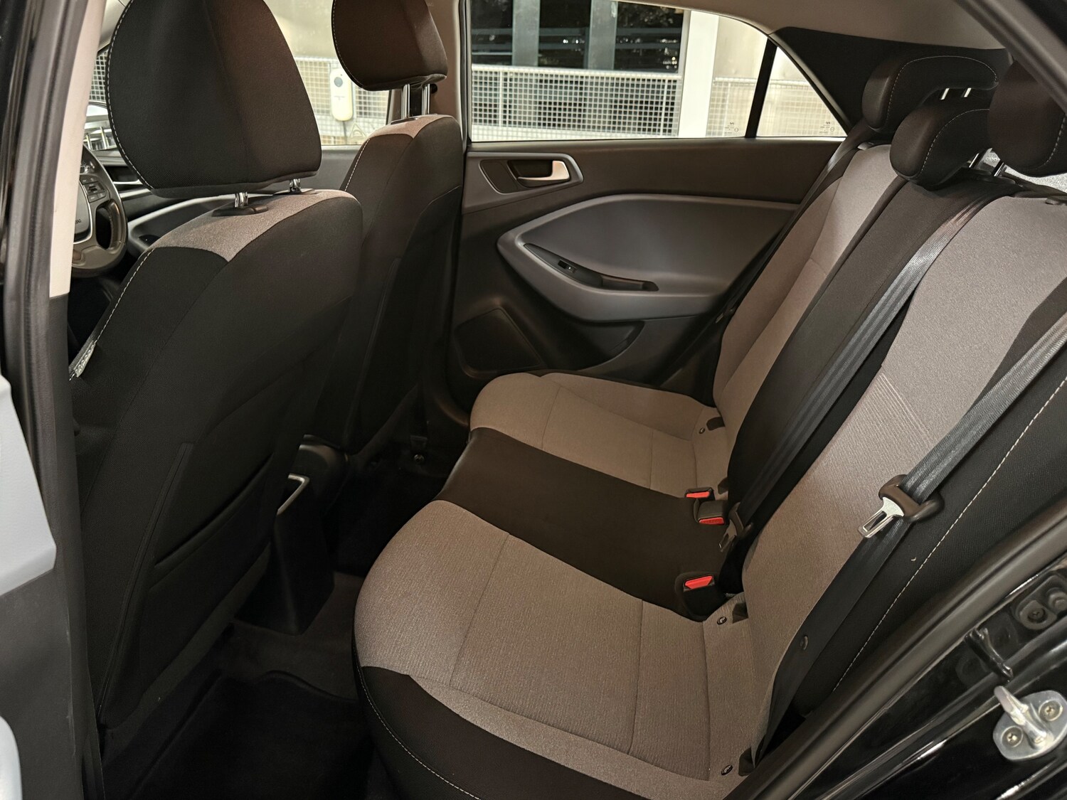 Used Hyundai i20 2016 for sale - 78187360: Photo 34