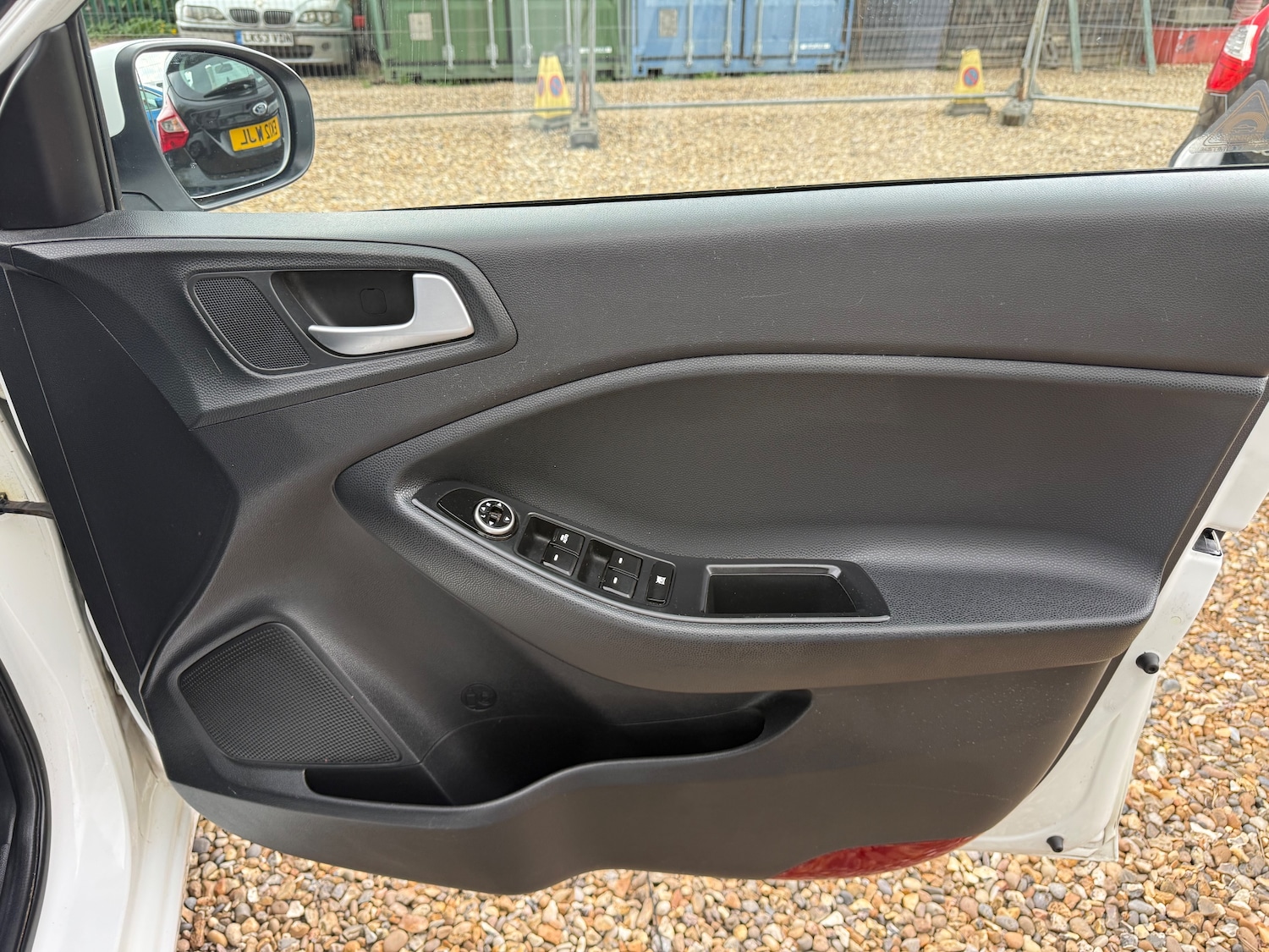 Used Hyundai i20 2016 for sale - 78213368: Photo 15