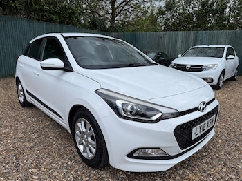 Used Hyundai i20 2016 for sale - 78213368: Photo