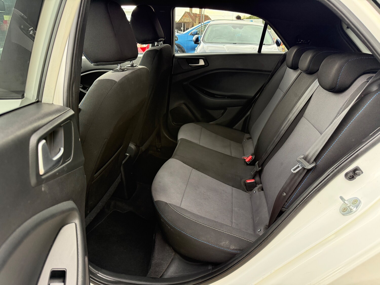 Used Hyundai i20 2016 for sale - 78213368: Photo 23