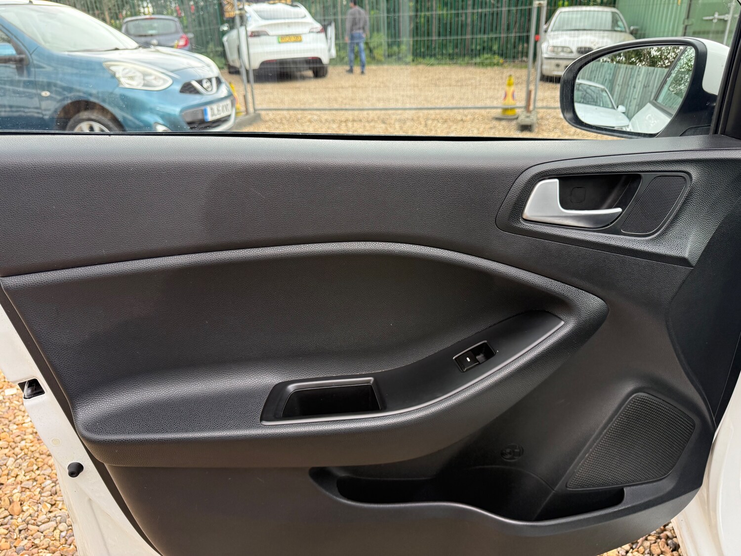 Used Hyundai i20 2016 for sale - 78213368: Photo 27