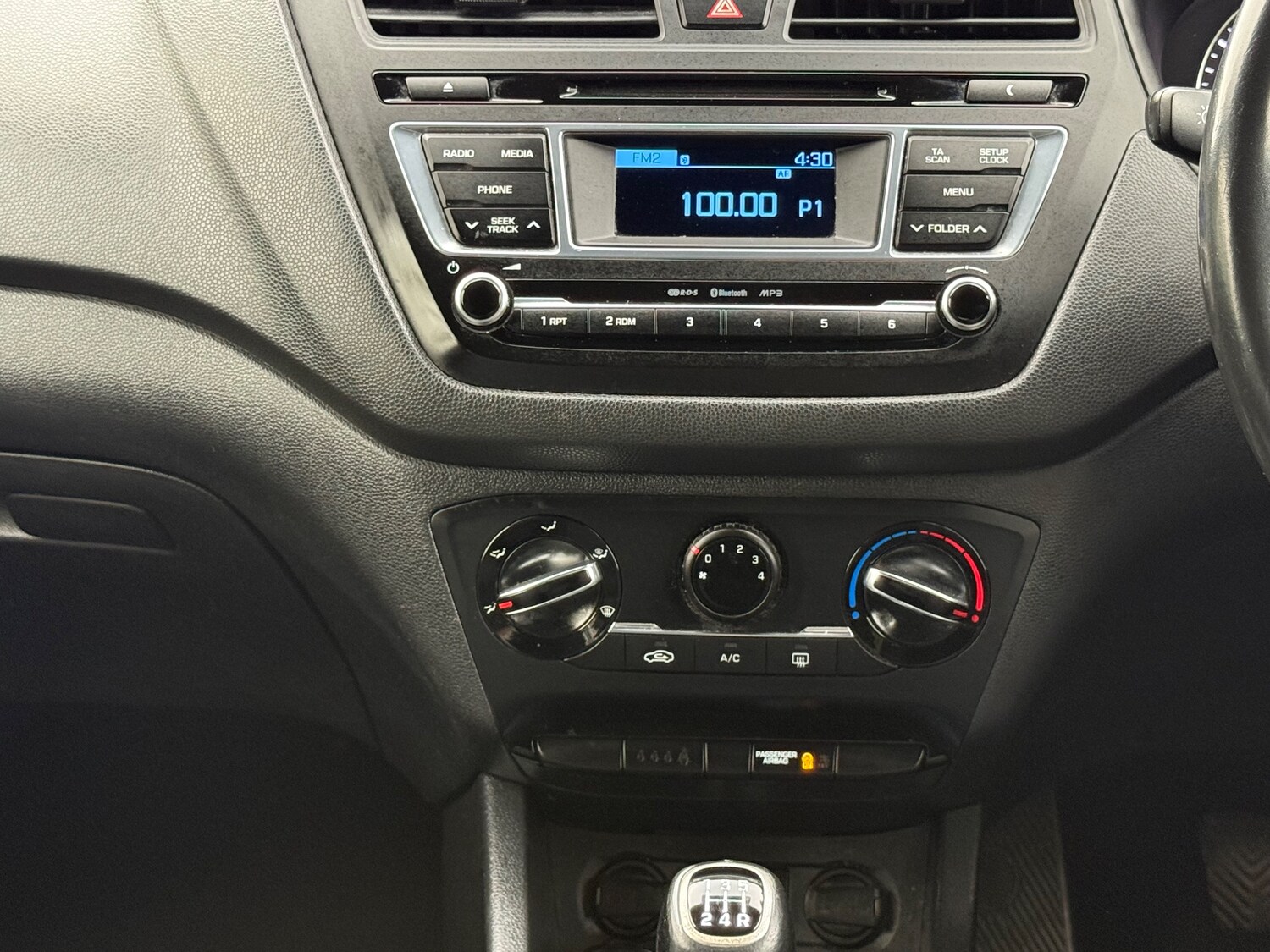 Used Hyundai i20 2016 for sale - 78213368: Photo 32