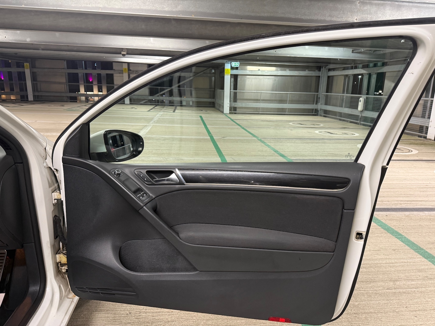 Used Volkswagen Golf 2011 for sale - 78022375: Photo 16