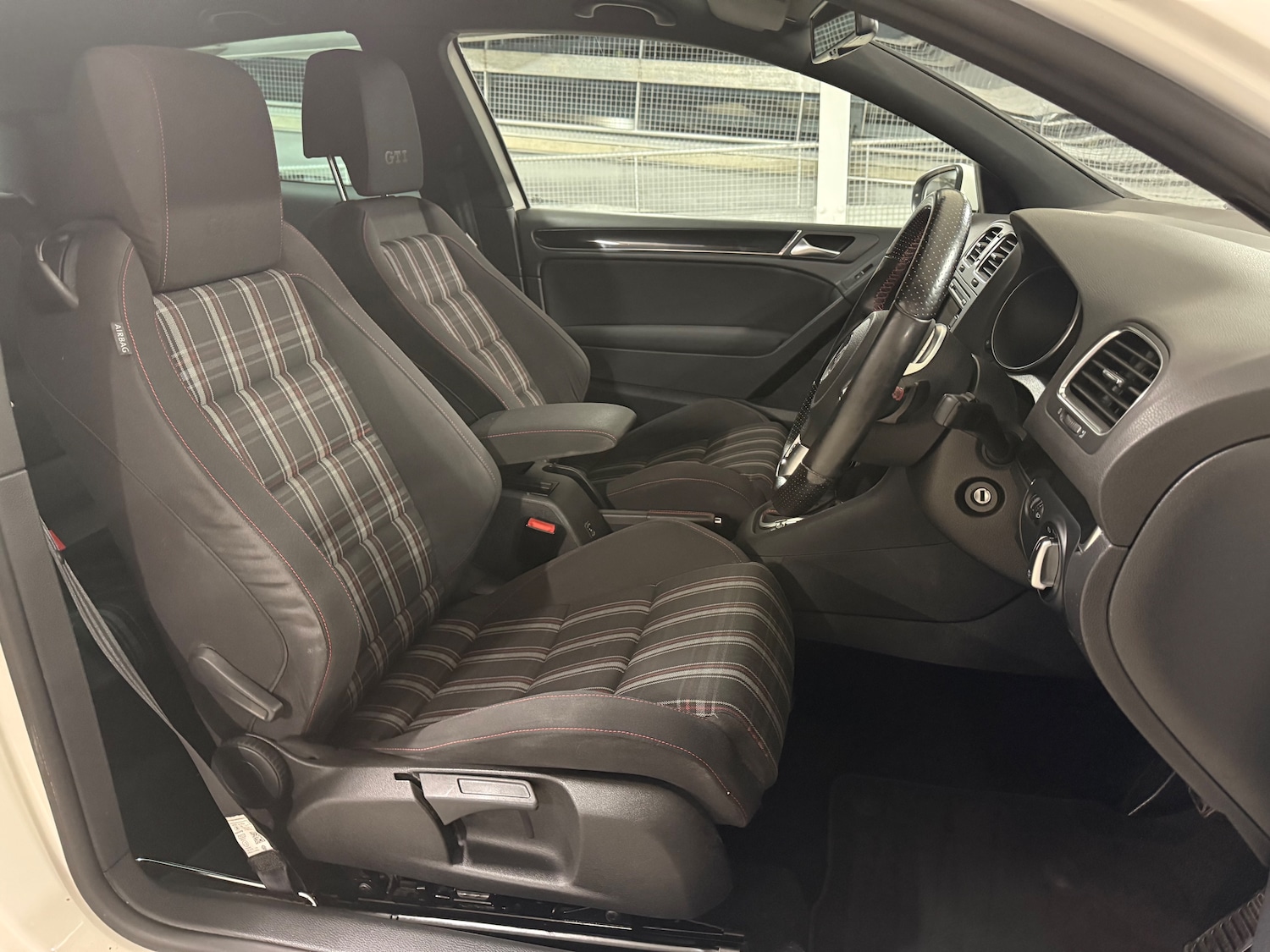 Used Volkswagen Golf 2011 for sale - 78022375: Photo 19