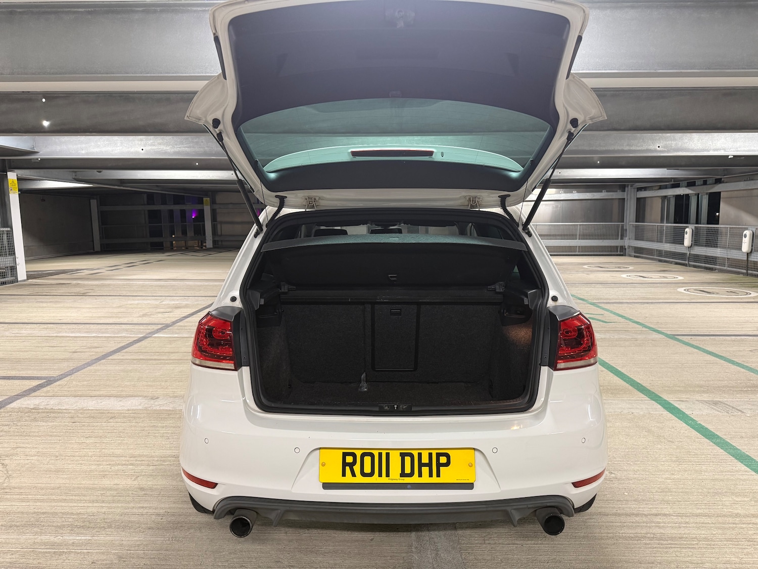 Used Volkswagen Golf 2011 for sale - 78022375: Photo 6