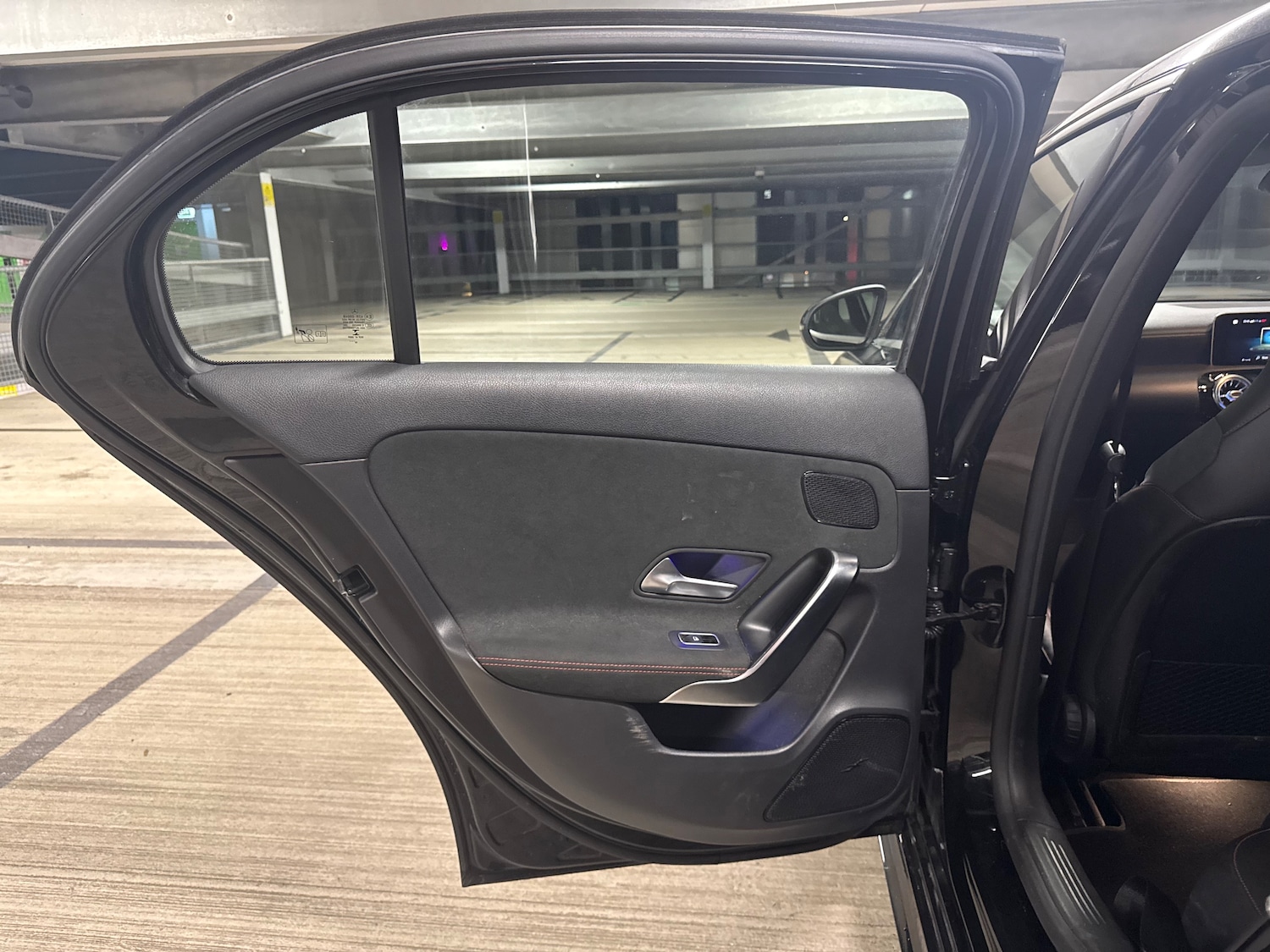 Used Mercedes-Benz A-Class 2019 for sale - 77685888: Photo 32