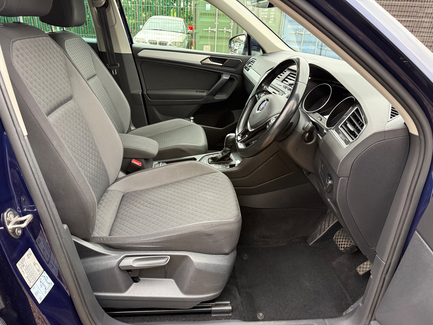 Used Volkswagen Tiguan 2017 for sale - 77593293: Photo 16