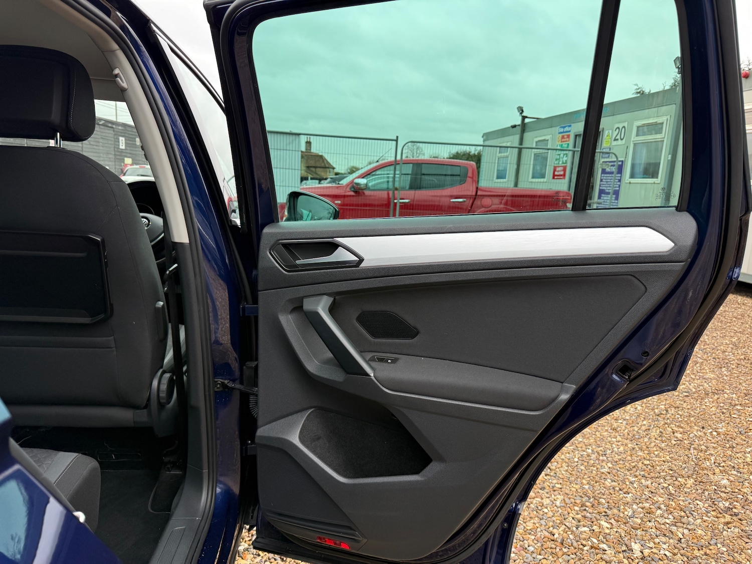 Used Volkswagen Tiguan 2017 for sale - 77593293: Photo 22