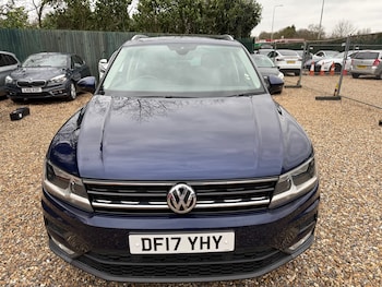 Used Volkswagen Tiguan 2017 for sale - 77593293: Photo