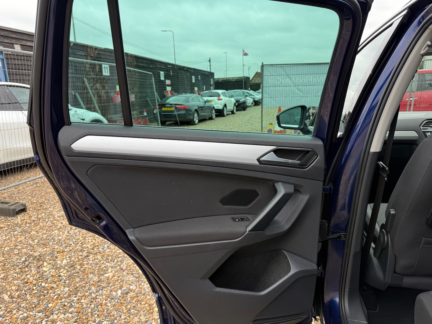 Used Volkswagen Tiguan 2017 for sale - 77593293: Photo 33