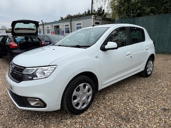 Used Dacia Sandero 2019 for sale - 78502305: Photo