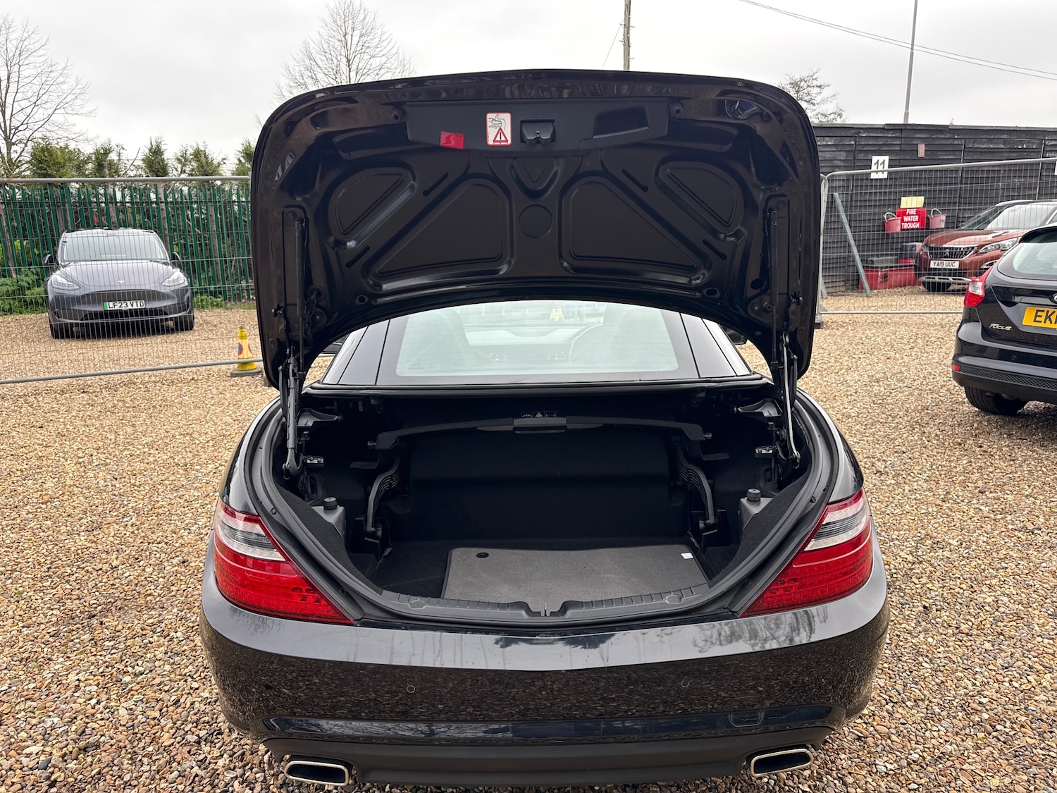 Used Mercedes-Benz SLK 2011 for sale - 78134831: Photo 11