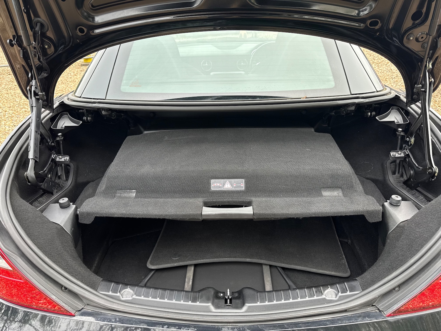 Used Mercedes-Benz SLK 2011 for sale - 78134831: Photo 12