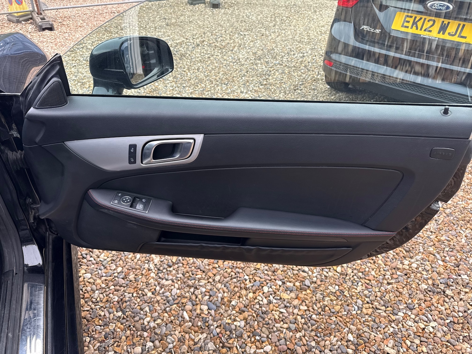 Used Mercedes-Benz SLK 2011 for sale - 78134831: Photo 14