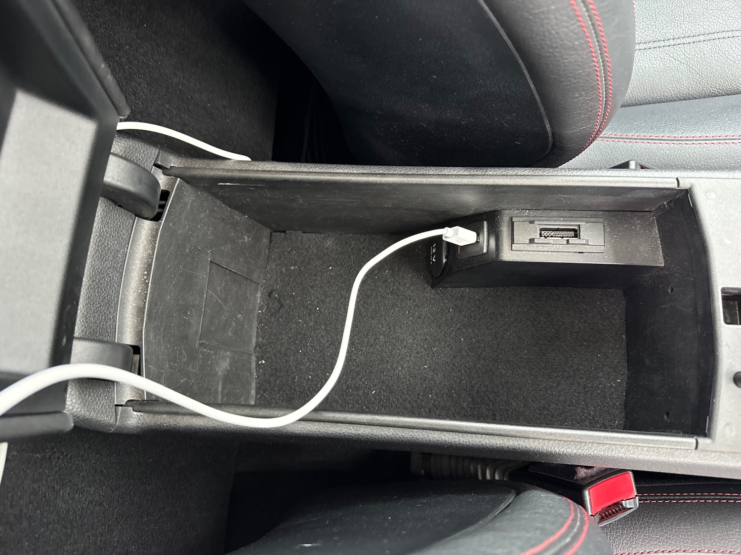 Used Mercedes-Benz SLK 2011 for sale - 78134831: Photo 25