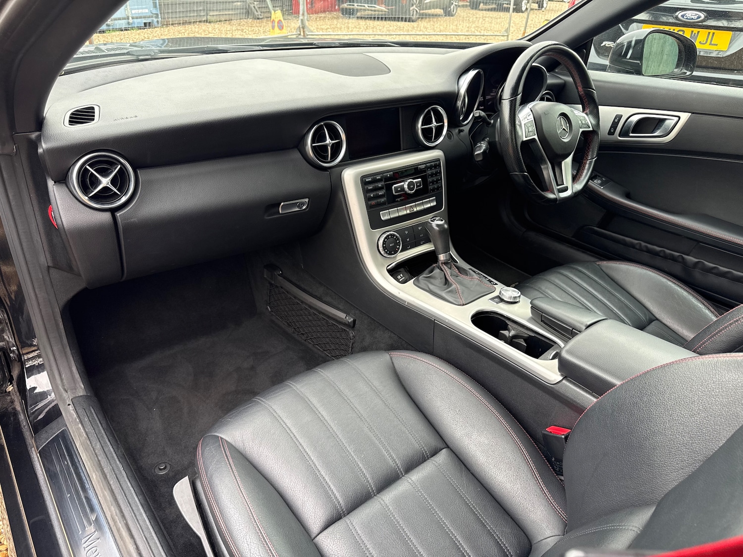 Used Mercedes-Benz SLK 2011 for sale - 78134831: Photo 31