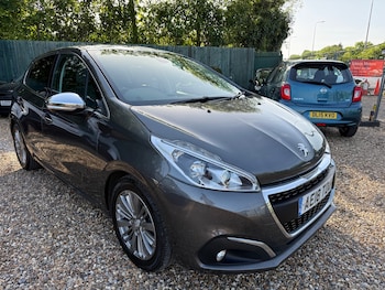 Used Peugeot 208 2018 for sale - 79427904: Photo