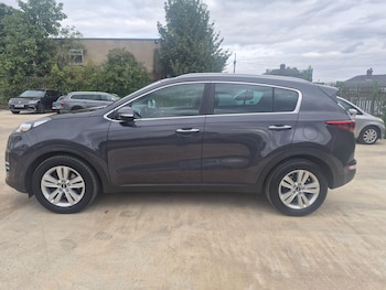 Used Kia Sportage 2017 for sale - 79324456: Photo