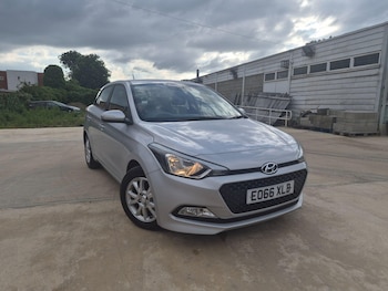 Used Hyundai i20 2016 for sale - 78958978: Photo