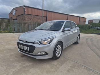 Used Hyundai i20 2016 for sale - 78958978: Photo