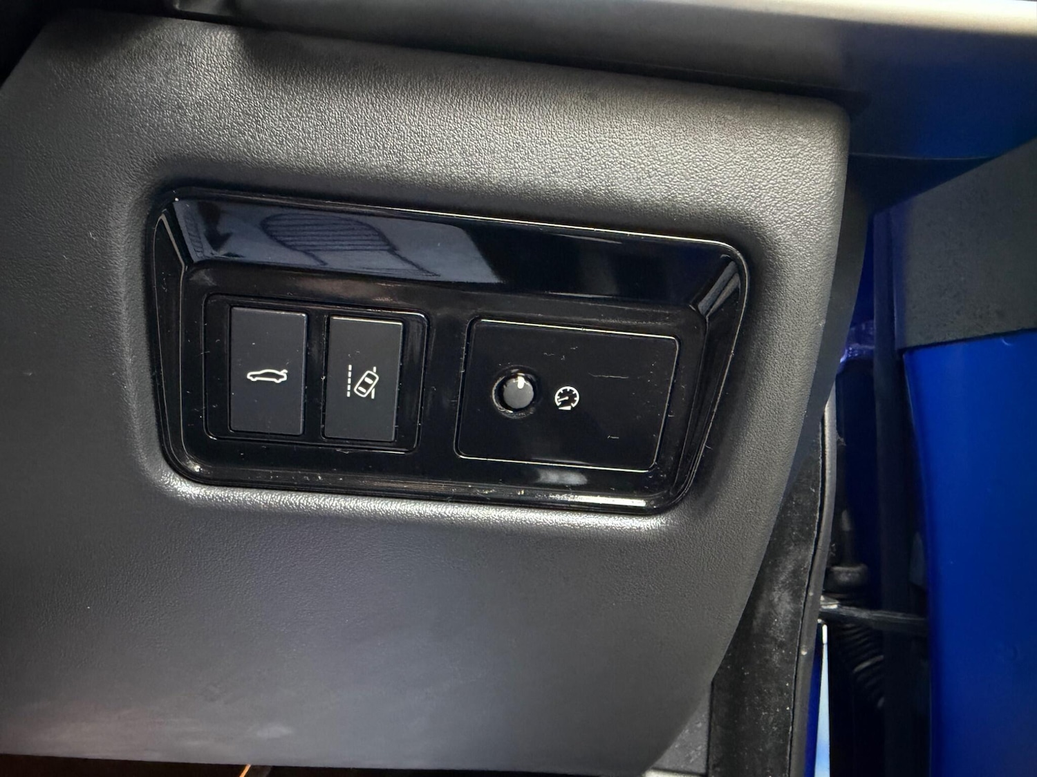 Used Jaguar XE 2019 for sale - 78171078: Photo 22