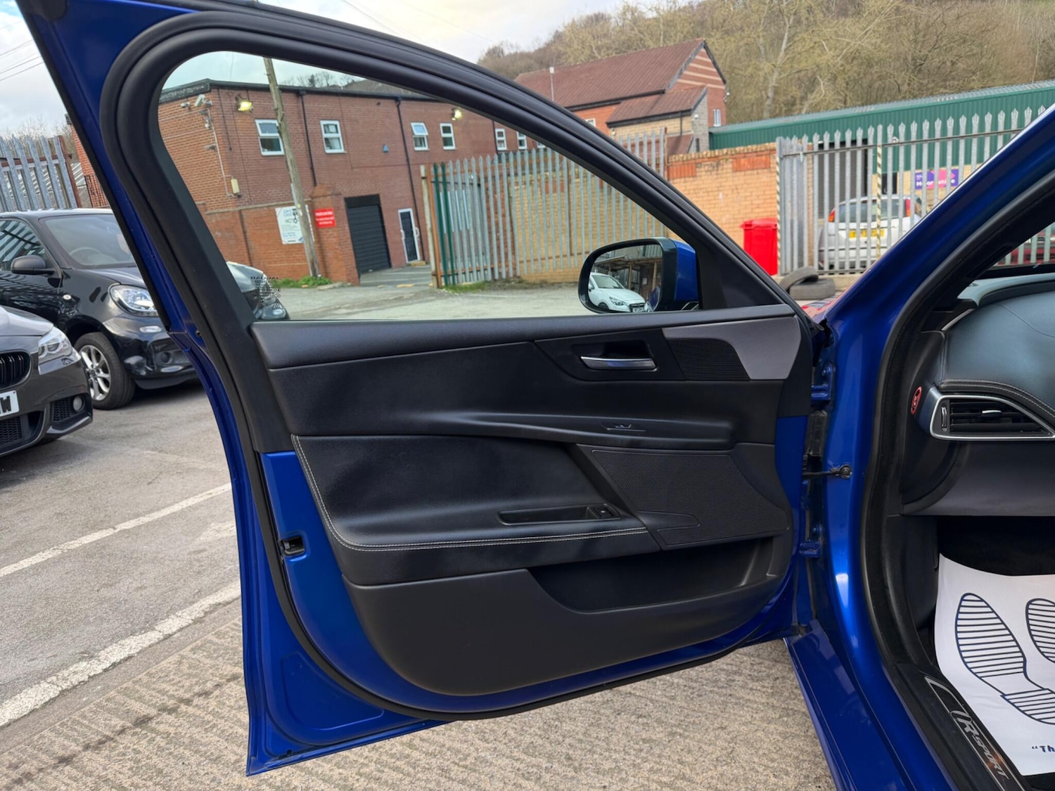 Used Jaguar XE 2019 for sale - 78171078: Photo 34