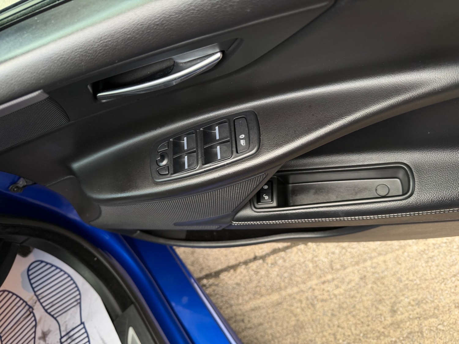 Used Jaguar XE 2019 for sale - 78171078: Photo 35