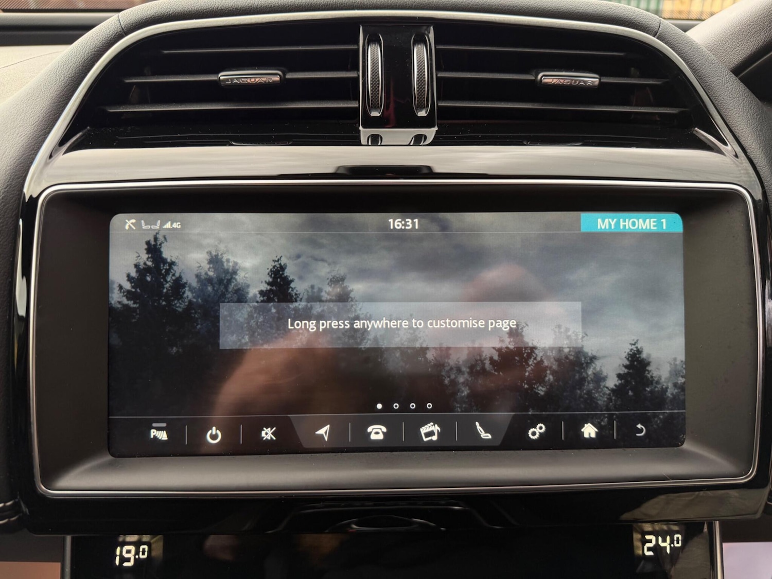 Used Jaguar XE 2019 for sale - 78171078: Photo 47