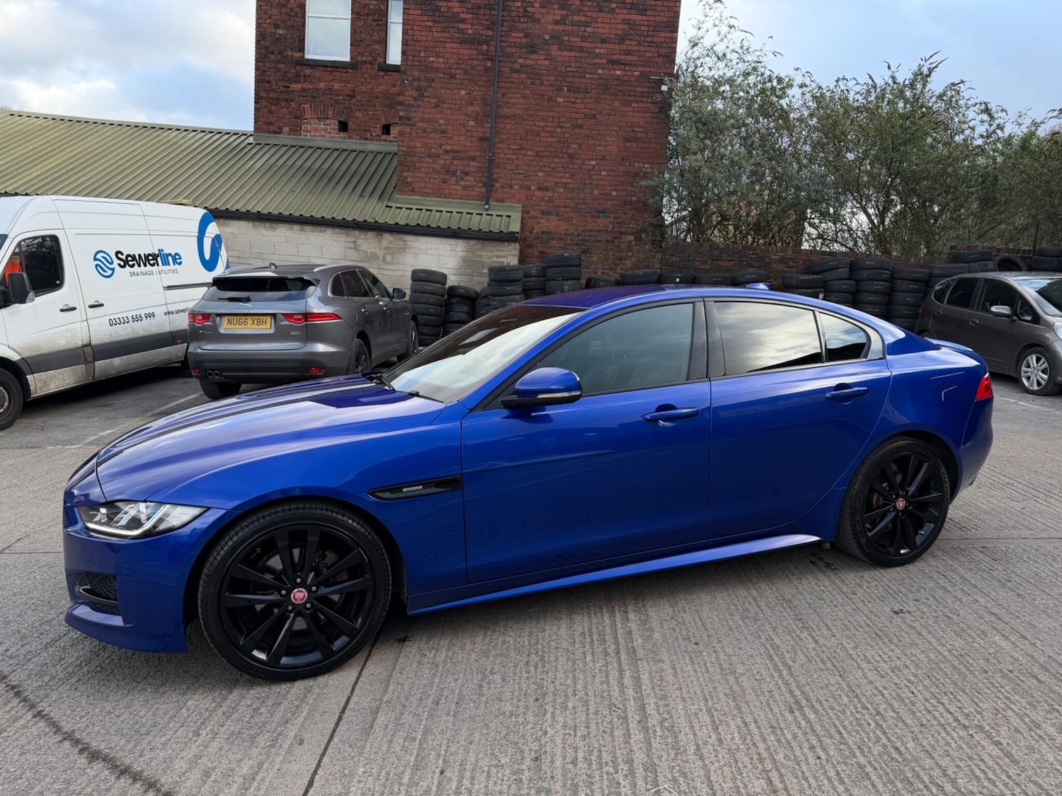 Used Jaguar XE 2019 for sale - 78171078: Photo 7