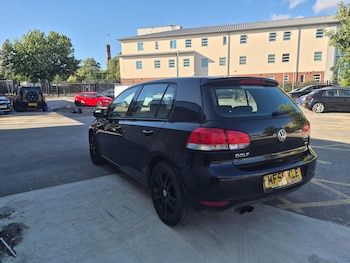 Used Volkswagen Golf 2009 for sale - 79116799: Photo