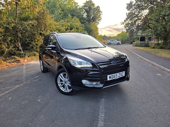 Used Ford Kuga 2015 for sale - 79292677: Photo